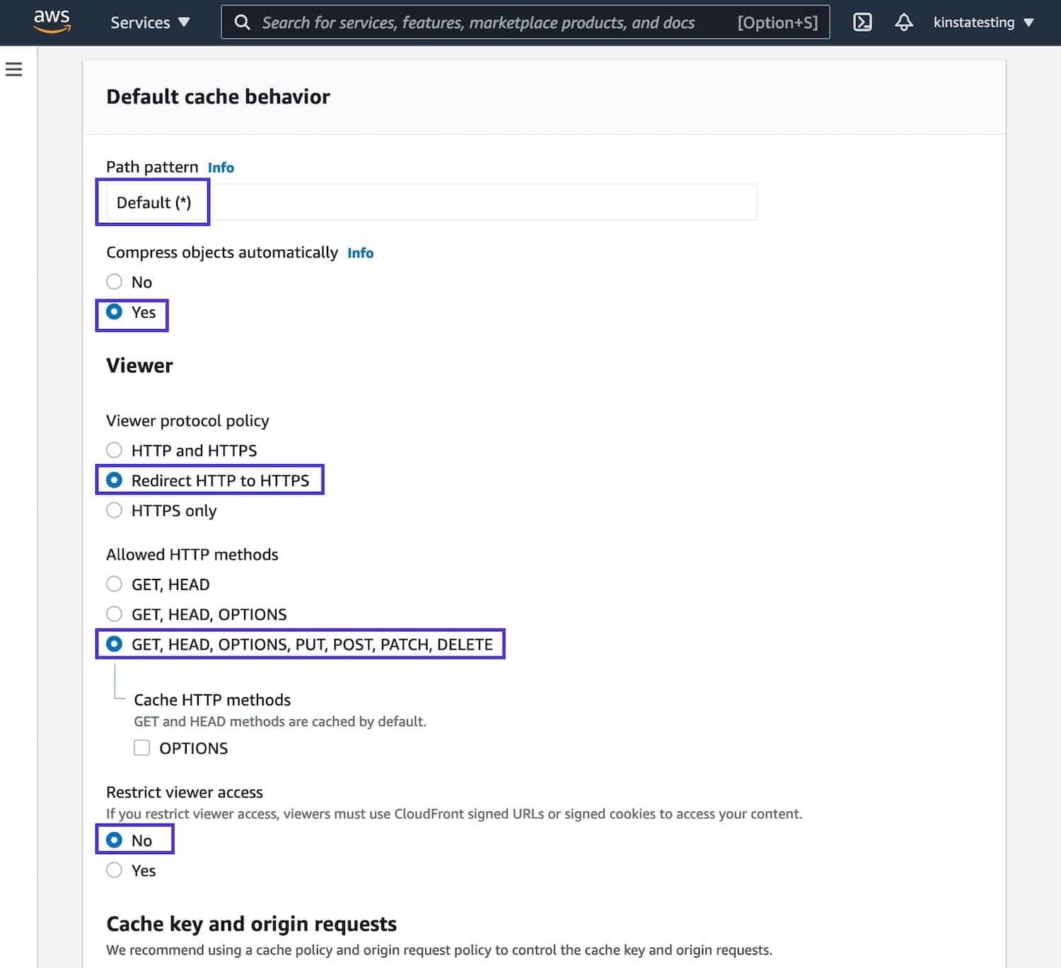 Configuración recomendada del comportamiento de la caché para la distribución de CloudFront.