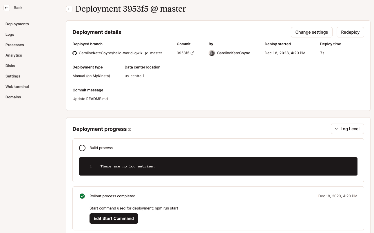 Succesvol rolloutproces in Deployment details.