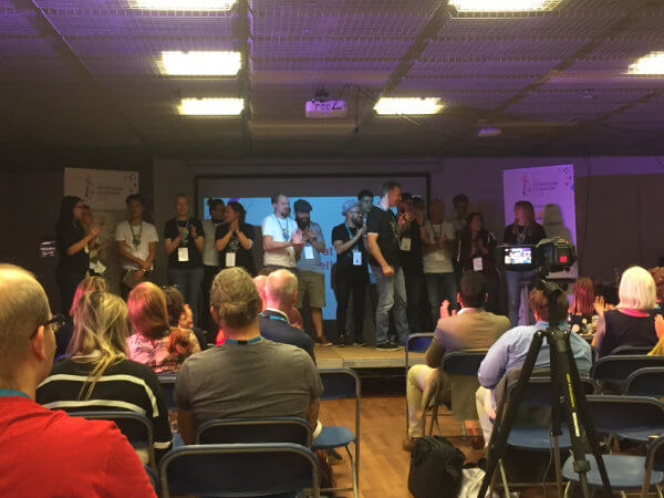 Kinsta auf der Bühne im WordCamp Nijmegen