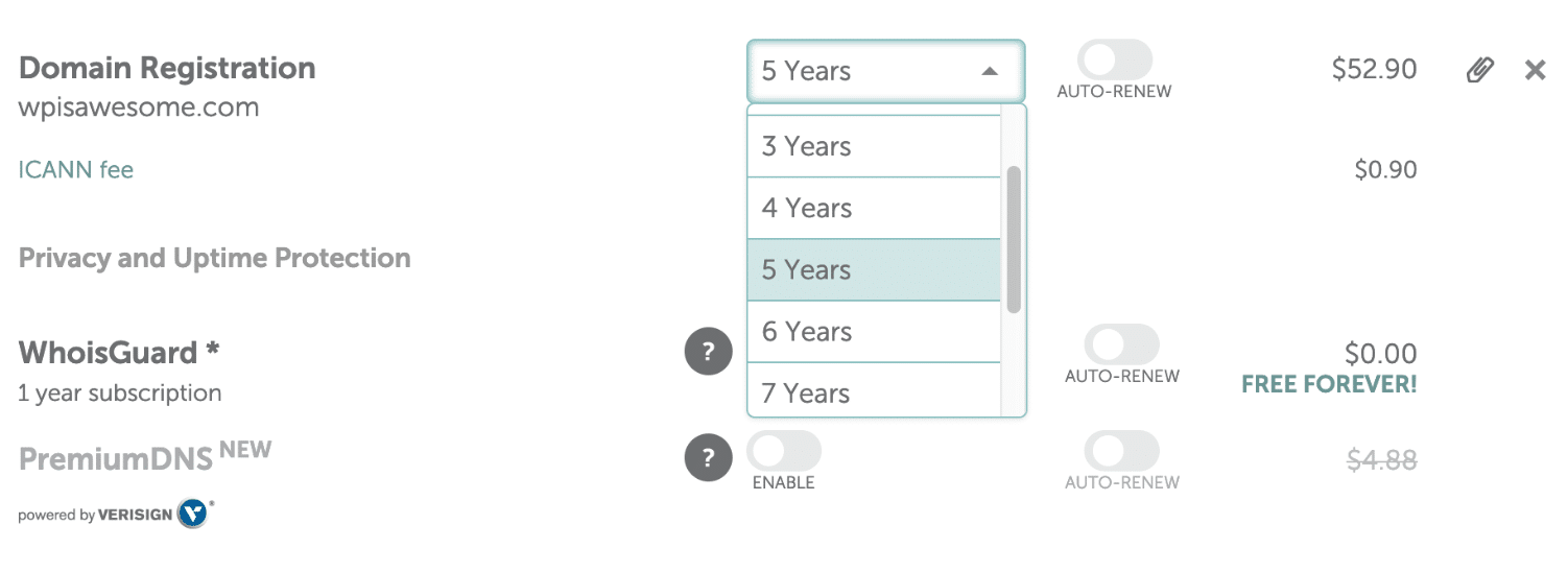 Registriere eine Domain für mehrere Jahre mit Rabatt.