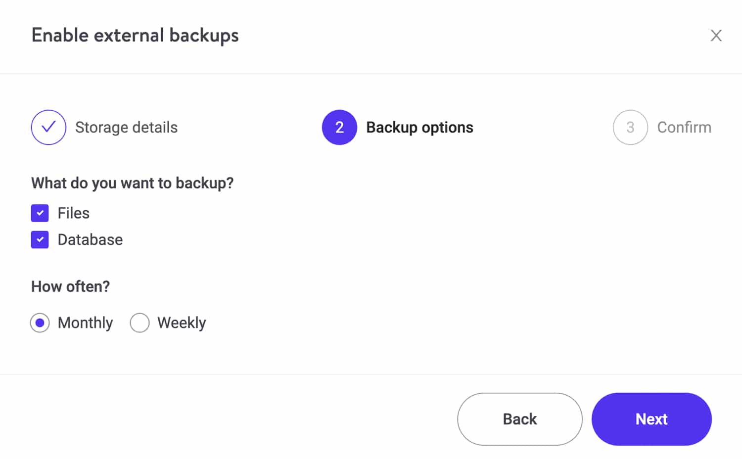 Gib den Backup-Typ und die Häufigkeit deiner externen Backups an.