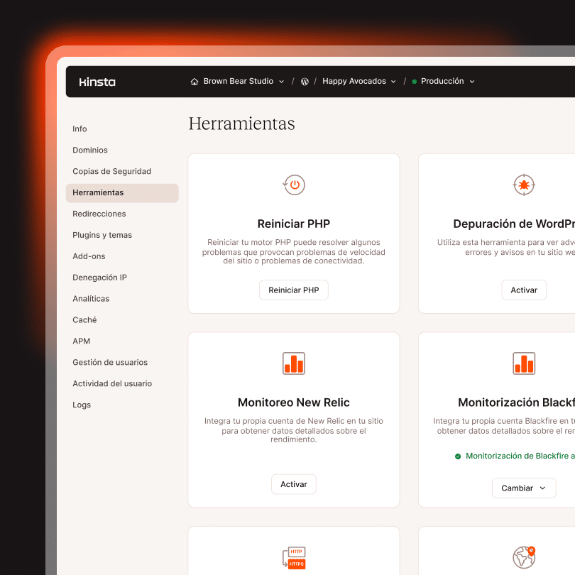 El panel de control de MyKinsta ofrece a los usuarios un control total