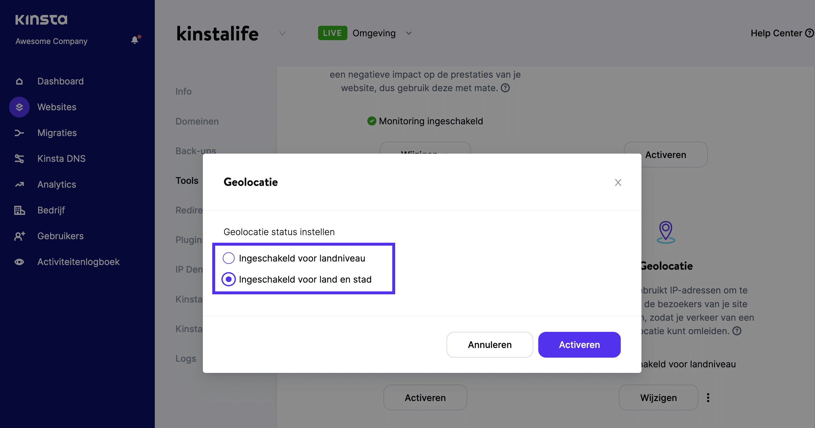 MyKinsta geolocatiepopup voor het kiezen van landniveau of land en stad.