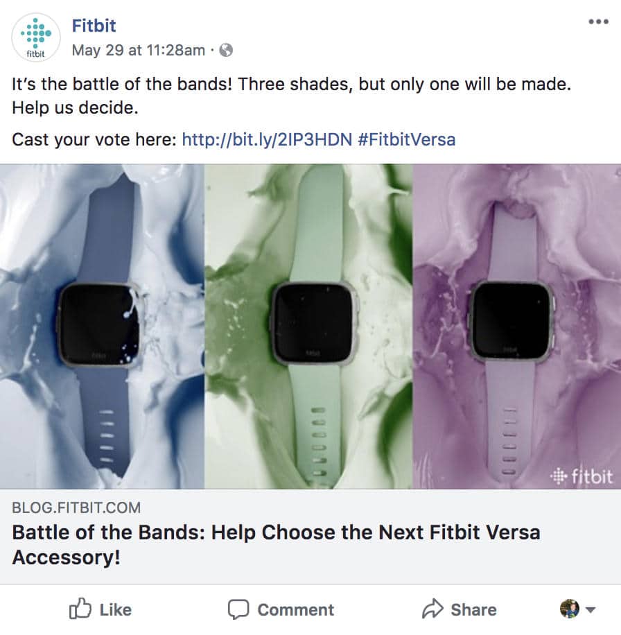 Post della pagina Facebook di Fitbit con un link per votare tramite sondaggio il colore del prossimo accessorio Fitbit