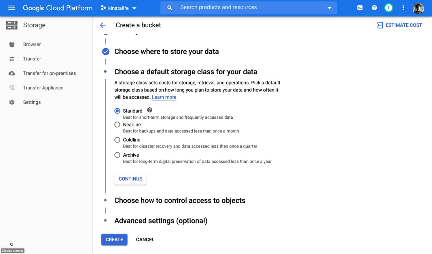 Schermata Create a bucket in Google Cloud Platform: è evidenziata la sezione "Choose a default storage classe for your data".