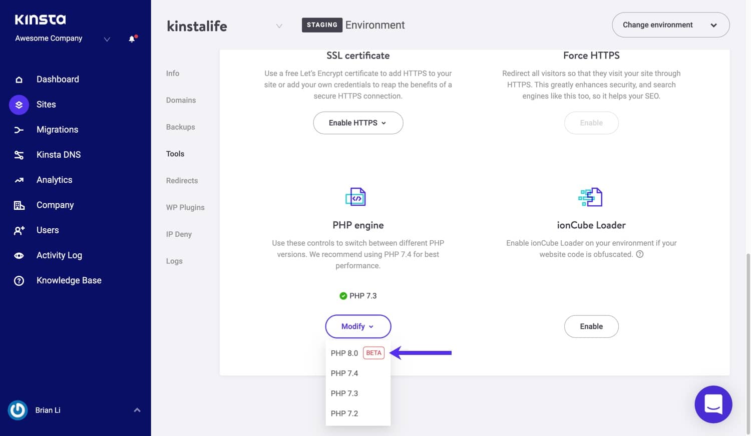 Aktiviere PHP 8.0 auf Staging-Umgebungen.