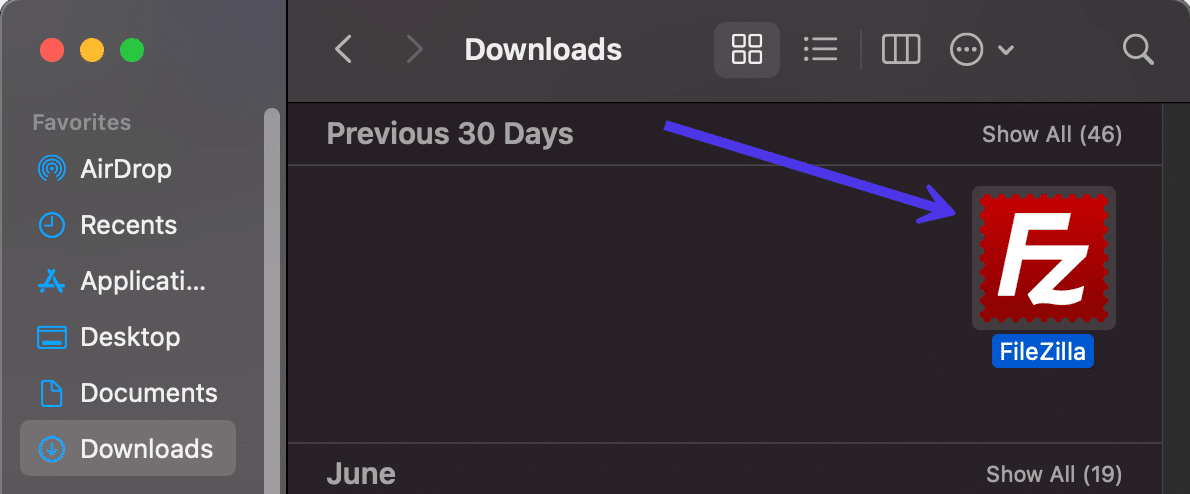 Schermata della cartella Download con il logo di FileZilla e il collegamento scorciatoia per aprire il programma.