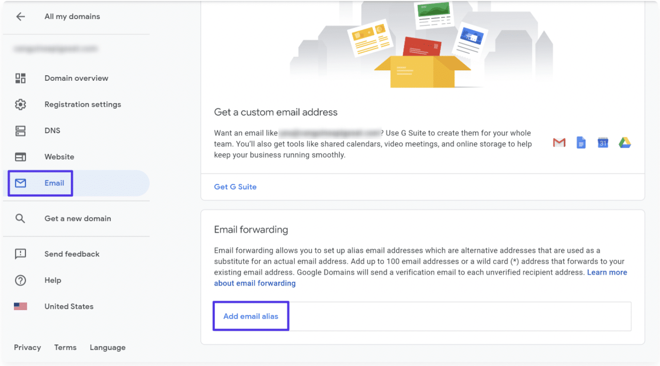 Google Domains versusGoDaddy - Google biedt het doorsturen van e-mail en afzonderlijke e-mailhosting.