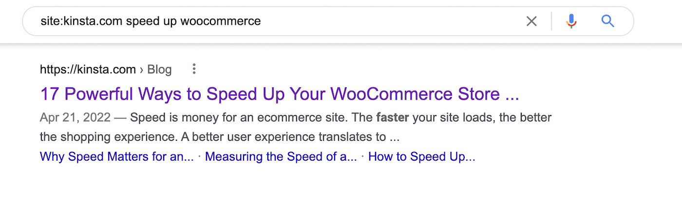 Schermata della barra di ricerca Google con la chiave site:kinsta.com speed up WooCommerce e un articolo di Kinsta in prima posizione