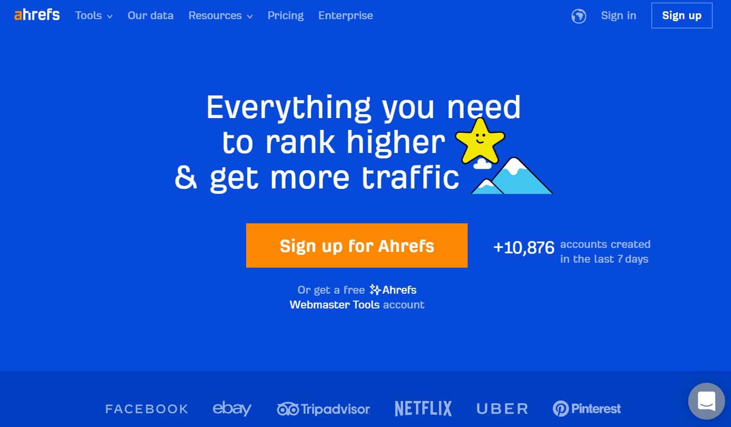 Ahrefs hjemmeside med slogan "Alt hvad du behøver for at rangere højere og få mere trafik".