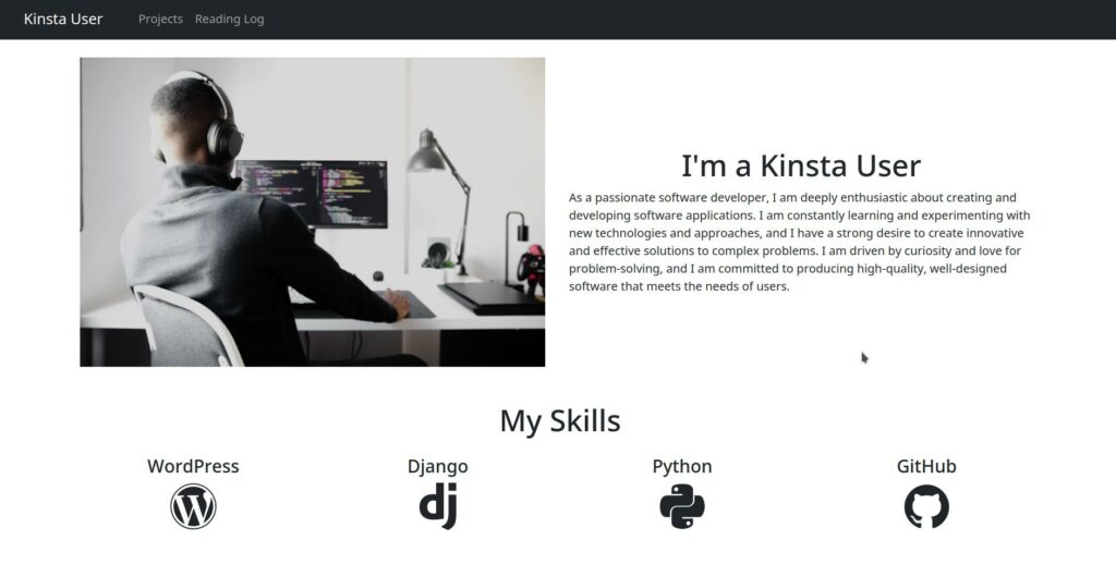 Bootstrap-side, der viser en navbar med mærket "Kinsta User", et billede af en softwareudvikler, en beskrivelse og et afsnit af færdigheder, herunder WordPress, Django, Python og GitHub.
