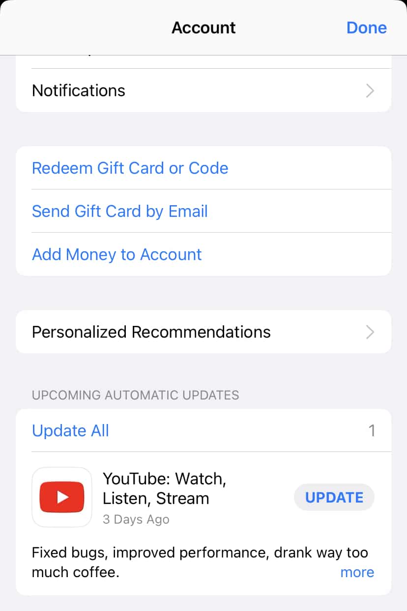 Een verouderde YouTube app, die de foutmelding something went wrong kan veroorzaken