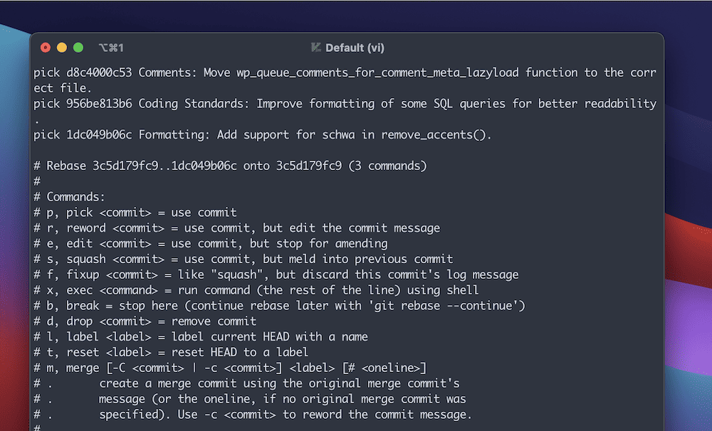 Una finestra parziale del terminale che mostra l'output di un comando git rebase. La schermata mostra tre commit, insieme agli ID hash e al comando 'pick'. Sotto, c'è un elenco di comandi che aiutano a creare un rebase personalizzato.