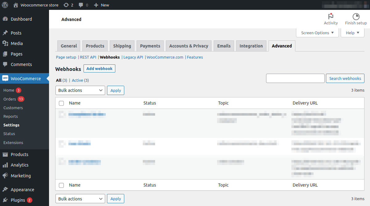 Het tabblad Advanced toont de sectie Webhooks. Het heeft een knop Webhook toevoegen, een lijst Acties met een knop Toepassen en een tabel met kolommen Naam, Status, Onderwerp en URL Aflevering. 