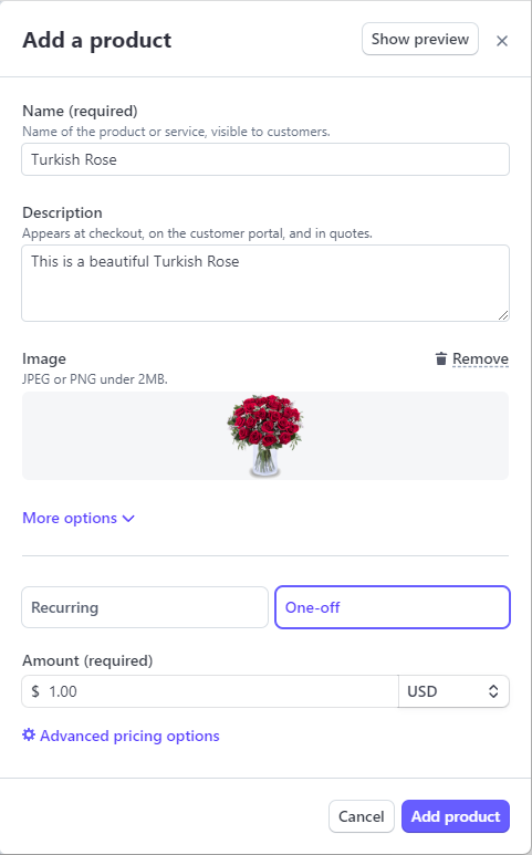 Een productoptie toevoegen met velden voor naam en beschrijving, afbeeldingsdetails met de optie om te verwijderen, een link voor meer opties, knoppen om te kiezen voor terugkerend of eenmalig, een veld voor bedrag en drop-down box voor valuta, en een link voor geavanceerde prijsopties