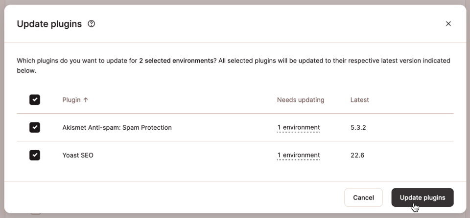 Screenshot des Dialogs für die Massenaktion „Plugins aktualisieren“ in MyKinsta