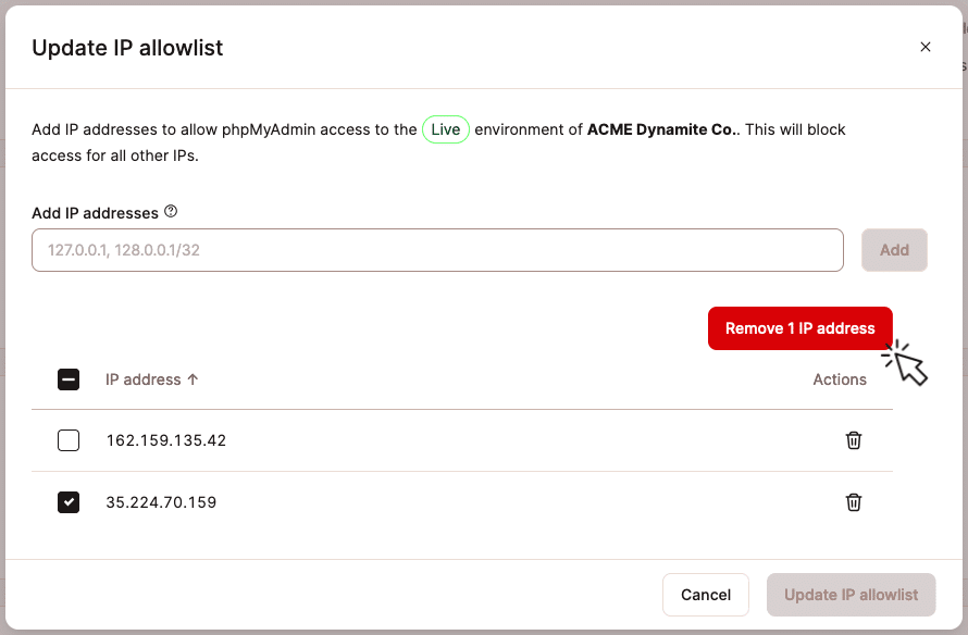 Captura de tela mostrando um endereço destacado em uma lista de IPs permitidos e o botão usado para excluí-lo.