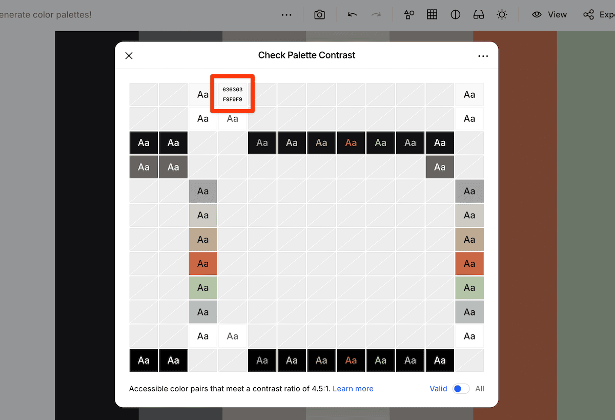 La herramienta de comprobación del contraste de la paleta de colores de Coolors muestra varias combinaciones de colores con muestras de texto para evaluar la accesibilidad y legibilidad. Un recuadro resaltado en rojo muestra dos códigos hexadecimales de colores contrastados compatibles.