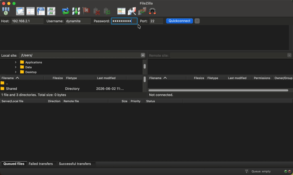 A screenshot showing the FileZilla user interface.